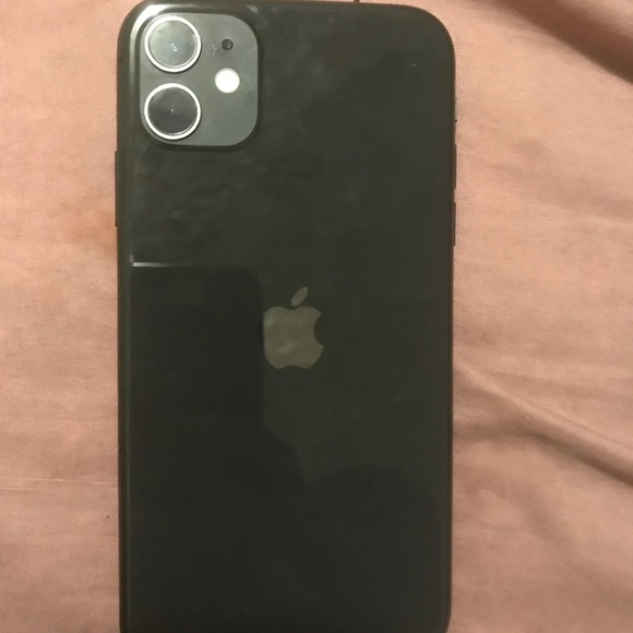 iPhone 11 unlocked